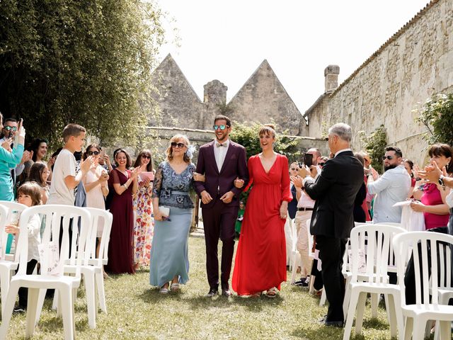 Le mariage de Alvaro et Julie à Tabanac, Gironde 2