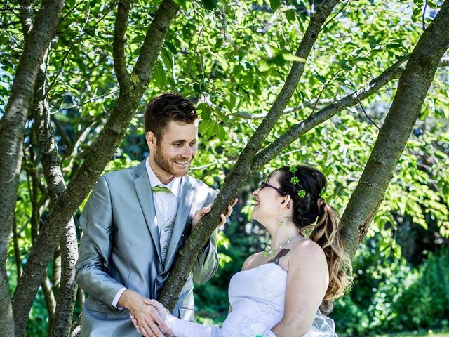 Le mariage de Benjamin et Amélie à Mions, Rhône 11