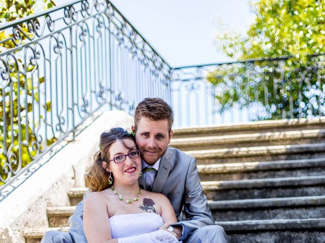 Le mariage de Benjamin et Amélie à Mions, Rhône 12