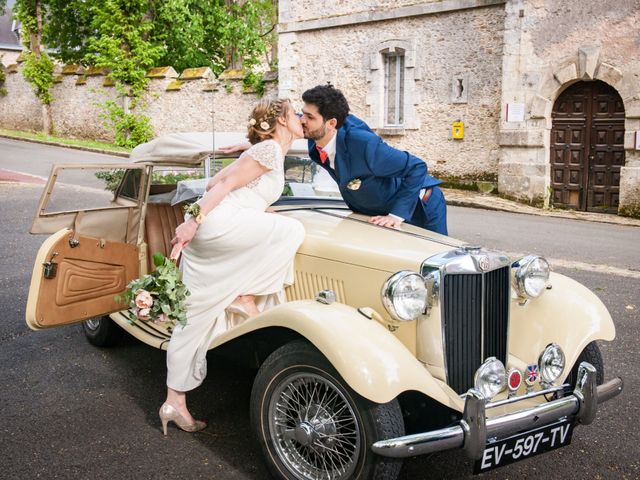 Le mariage de Thomas et Virginie à Bleury, Eure-et-Loir 13