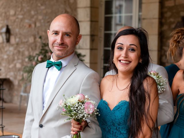 Le mariage de Romain et Margot à Saint-Gilles, Gard 14