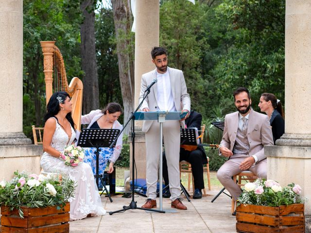 Le mariage de Romain et Margot à Saint-Gilles, Gard 29