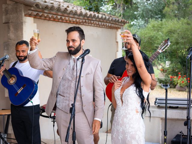 Le mariage de Romain et Margot à Saint-Gilles, Gard 61