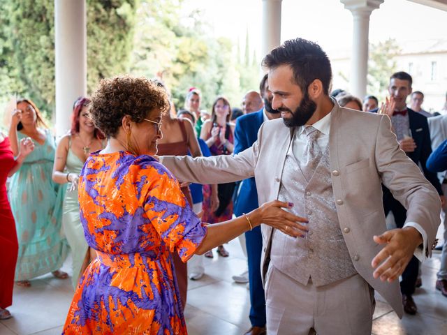 Le mariage de Romain et Margot à Saint-Gilles, Gard 71