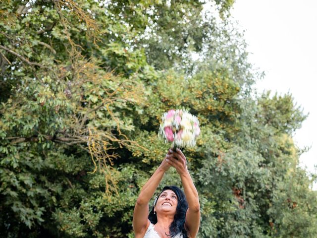 Le mariage de Romain et Margot à Saint-Gilles, Gard 84