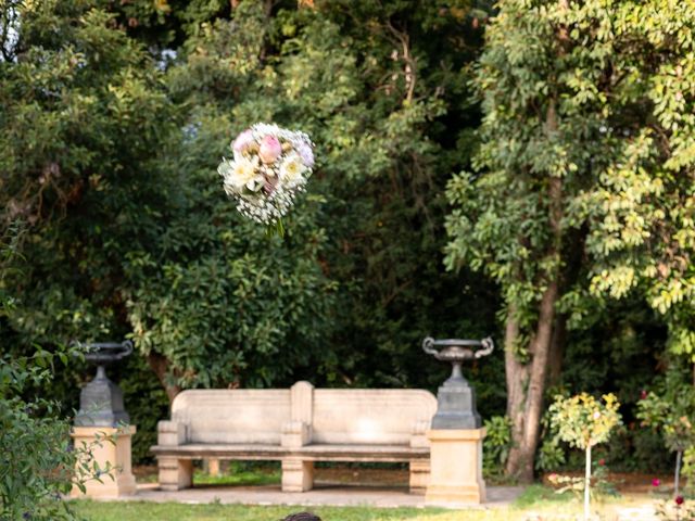 Le mariage de Romain et Margot à Saint-Gilles, Gard 89