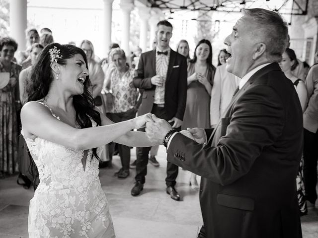 Le mariage de Romain et Margot à Saint-Gilles, Gard 92