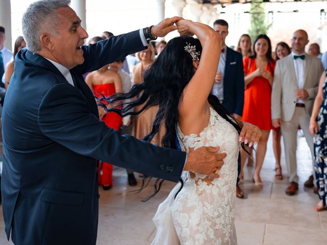 Le mariage de Romain et Margot à Saint-Gilles, Gard 93