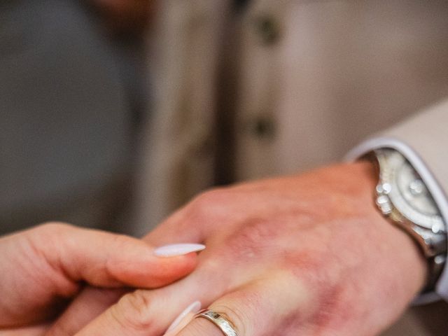 Le mariage de Loïc et Océane à Blacé, Rhône 31