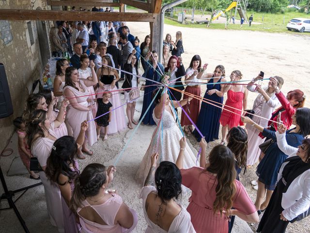 Le mariage de Anthony et Victoria à Frasne, Doubs 18