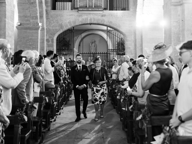 Le mariage de Guillaume et Emmanuelle à Châteauneuf-du-Pape, Vaucluse 39