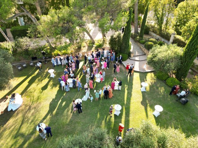 Le mariage de Guillaume et Emmanuelle à Châteauneuf-du-Pape, Vaucluse 84