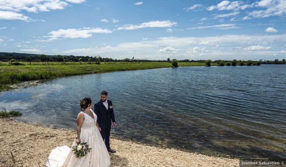 Le mariage de Anthony et Victoria à Frasne, Doubs