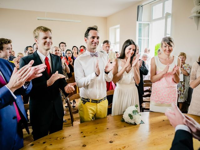 Le mariage de Olivier et Alexandra à Angoulême, Charente 15