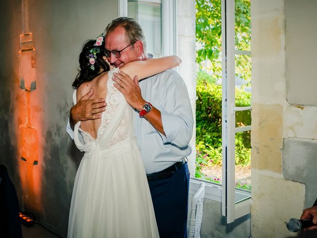 Le mariage de Olivier et Alexandra à Angoulême, Charente 63