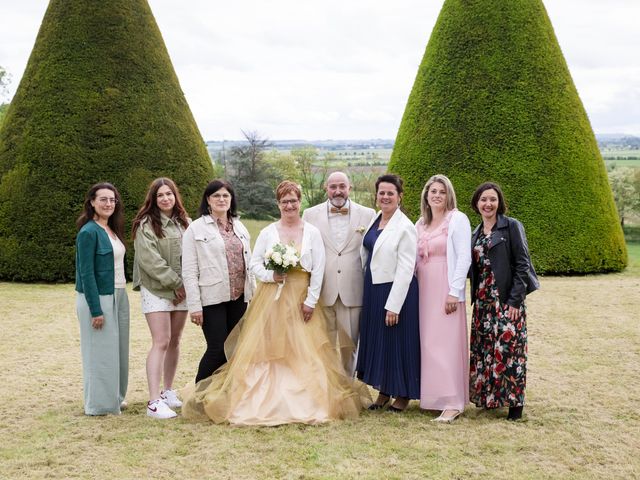 Le mariage de Patrick et Isabelle à Saint-Pont, Allier 18