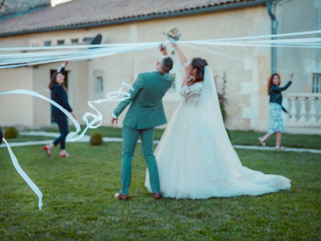 Le mariage de Maxime et Lesly à Léoville, Charente Maritime 23