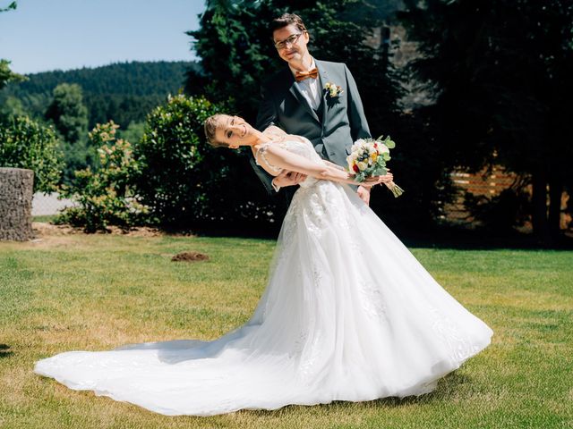 Le mariage de Kevin et Marine à Saint-Genest-Malifaux, Loire 14