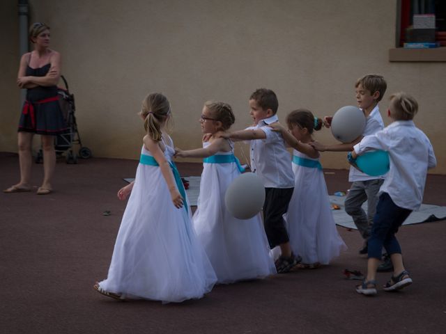 Le mariage de Julien et Audrey à Durtal, Maine et Loire 5