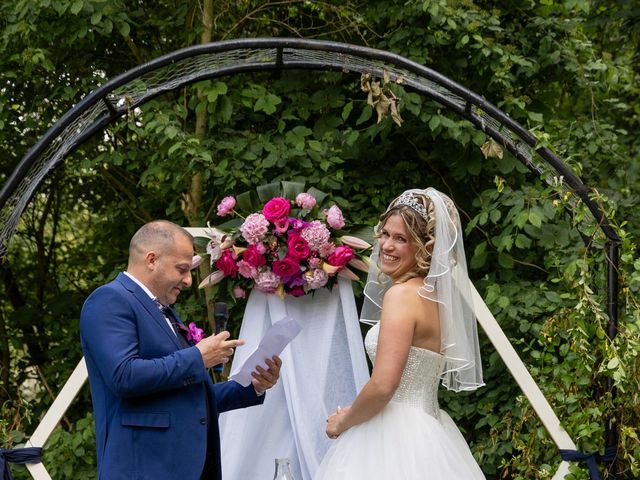 Le mariage de Jerome et Annabelle à Barberey-Saint-Sulpice, Aube 13