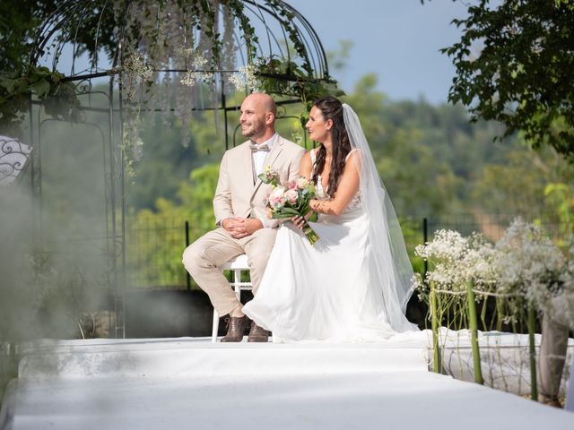 Le mariage de Vincent et Mathilde à Vignieu, Isère 29