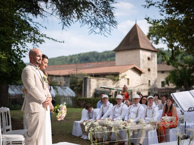 Le mariage de Vincent et Mathilde à Vignieu, Isère 31