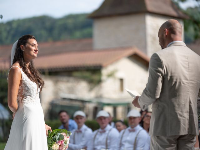 Le mariage de Vincent et Mathilde à Vignieu, Isère 34