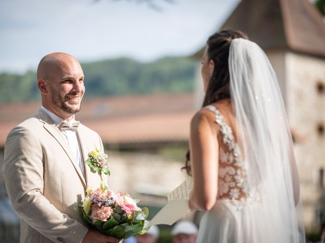 Le mariage de Vincent et Mathilde à Vignieu, Isère 37