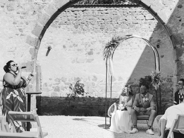 Le mariage de Jérémie et Lisa à Salt-en-Donzy, Loire 23