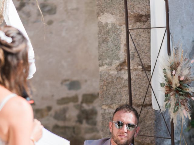 Le mariage de Jérémie et Lisa à Salt-en-Donzy, Loire 27