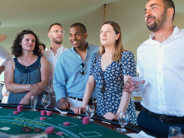 Le mariage de Jérémie et Lisa à Salt-en-Donzy, Loire 37