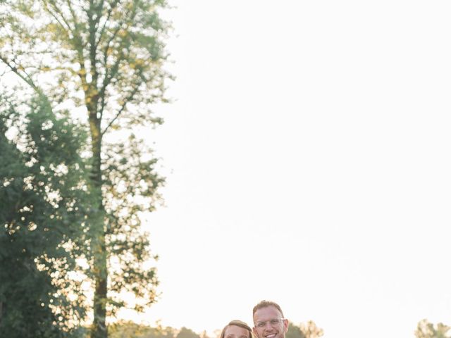 Le mariage de Jérémie et Lisa à Salt-en-Donzy, Loire 41