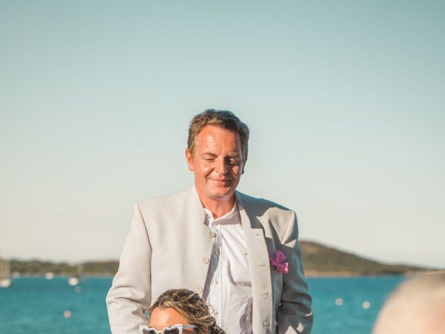 Le mariage de Gregory et Fanny à Porto-Vecchio, Corse 10