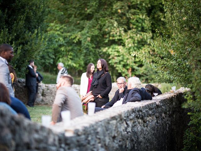 Le mariage de Antoine et Aurélie à Saillans, Drôme 2