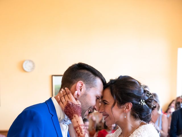 Le mariage de Mickael et Noria à Saint-Laurent-d&apos;Oingt, Rhône 20