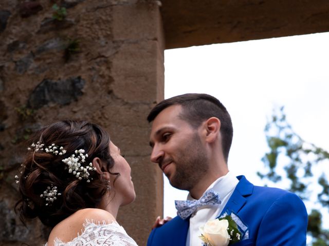 Le mariage de Mickael et Noria à Saint-Laurent-d&apos;Oingt, Rhône 26