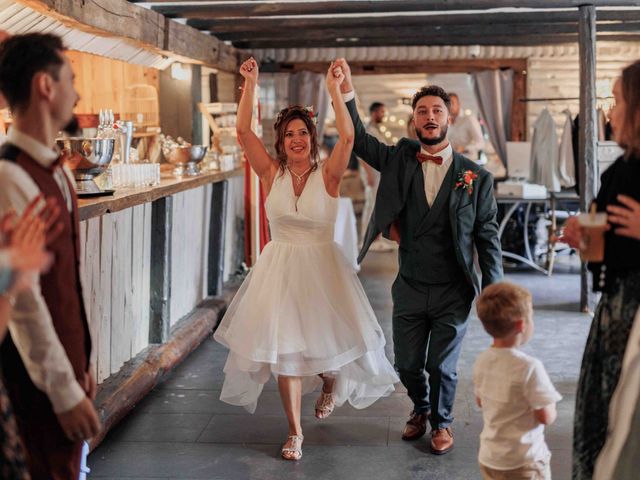 Le mariage de Magaly et Edwin à Thonon-les-Bains, Haute-Savoie 64