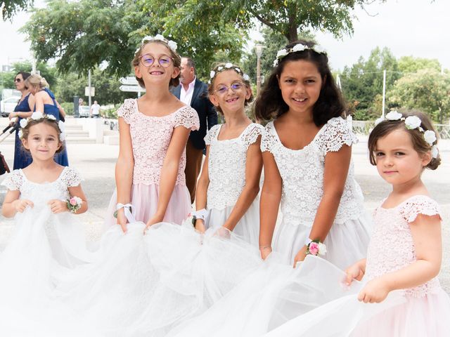 Le mariage de Alexandre et Marine à Juvignac, Hérault 11