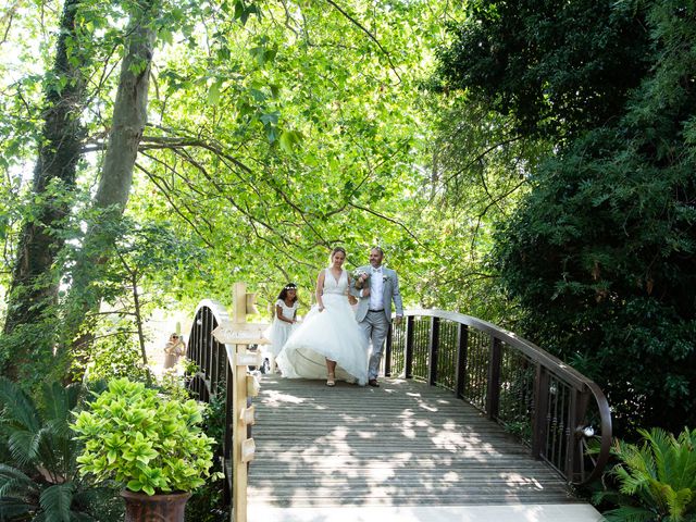 Le mariage de Alexandre et Marine à Juvignac, Hérault 35