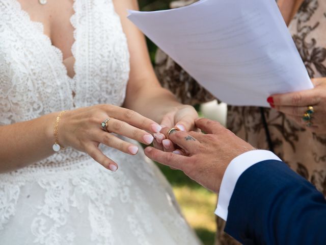 Le mariage de Alexandre et Marine à Juvignac, Hérault 43