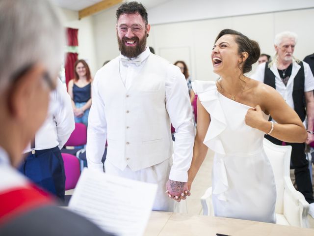 Le mariage de Alésia et Chris à Lafrançaise, Tarn-et-Garonne 4