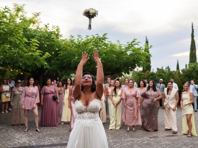 Le mariage de Daniel et Lara à Martigues, Bouches-du-Rhône 8