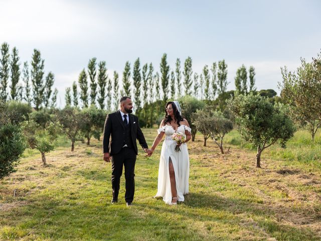 Le mariage de Daniel et Lara à Martigues, Bouches-du-Rhône 9