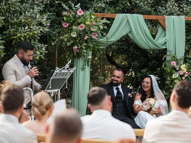 Le mariage de Daniel et Lara à Martigues, Bouches-du-Rhône 29