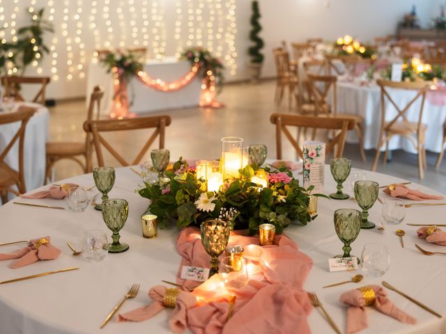 Le mariage de Daniel et Lara à Martigues, Bouches-du-Rhône 31