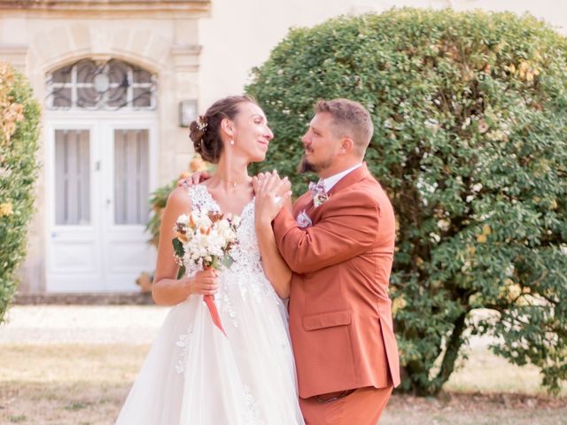 Le mariage de Clément et Célia à Savignac, Gironde 40