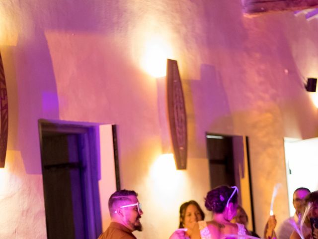 Le mariage de Clément et Célia à Savignac, Gironde 49