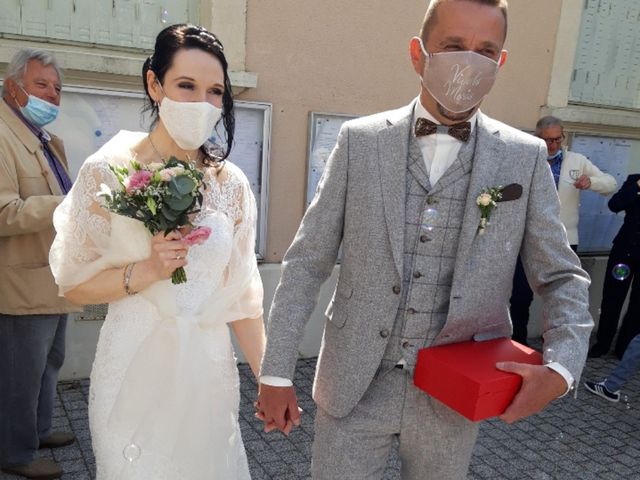 Le mariage de Frédéric  et Sandrine  à Chazelles-sur-Lyon, Loire 3