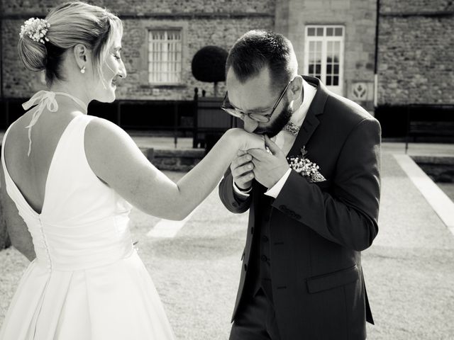 Le mariage de Julien et Claudia à Savigneux, Loire 2