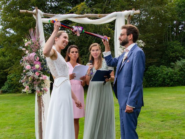 Le mariage de Antoine et Julia à Quimper, Finistère 43